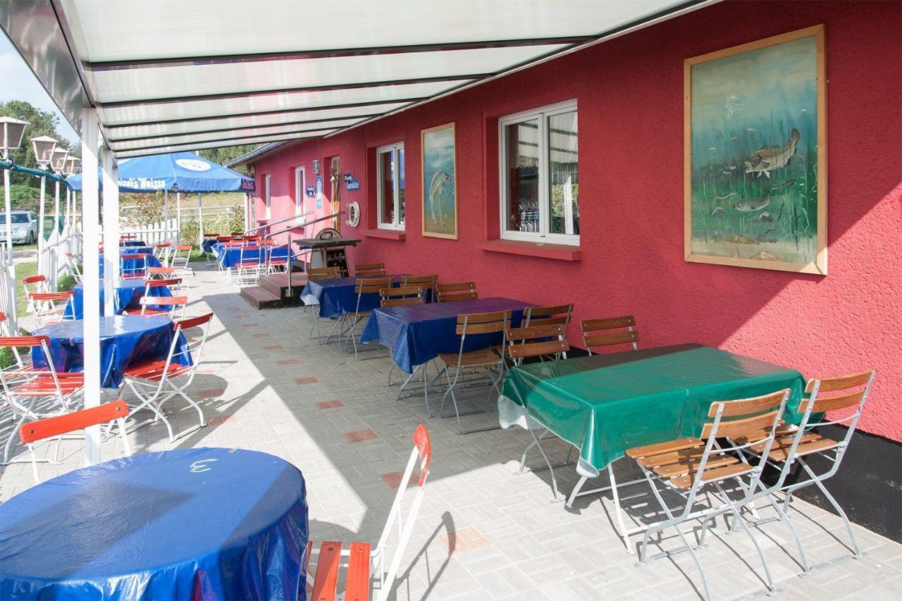 Familienzimmer Mit Gemeinschaftsbad Gross Banzelvitz Экстерьер фото